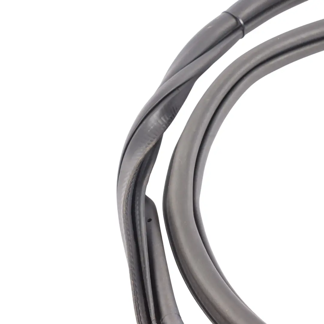 Door Seal Gasket Rubber Surround Left N/S to Seat Arona KJ7 Rear with Part number 6F9867367G Seat Arona KJ7 Rear Door Seal Gasket Rubber Surround Left N/S - SKU 6F9867367G - Part number 6F9867367G