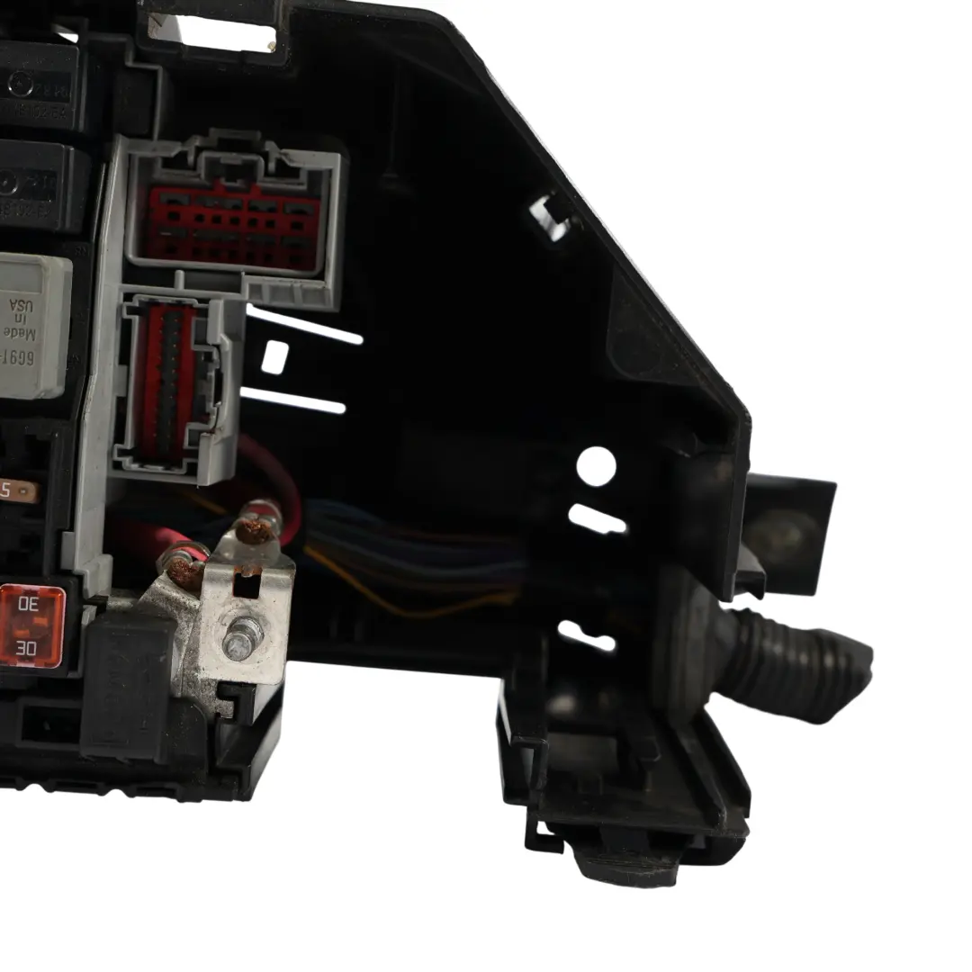 Mk4 Scatola Distribuzione Fusibili Elettrica Diesel per Ford Mondeo con numero di parte 6G9T-14A067-CA Ford Mondeo Mk4 Scatola Distribuzione Fusibili Elettrica Diesel - SKU 6G9T-14A067-CA - Numero di parte 6G9T-14A067-CA