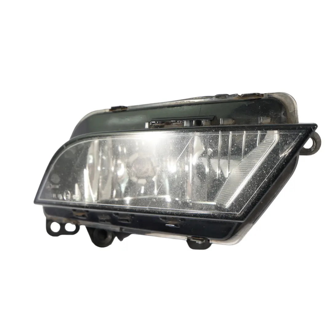 6J Luz Antiniebla Parachoques Delantero Derecho para Seat Ibiza con número de pieza 6J9941702A Seat Ibiza 6J Luz Antiniebla Parachoques Delantero Derecho - SKU 6J9941702A - Número de pieza 6J9941702A