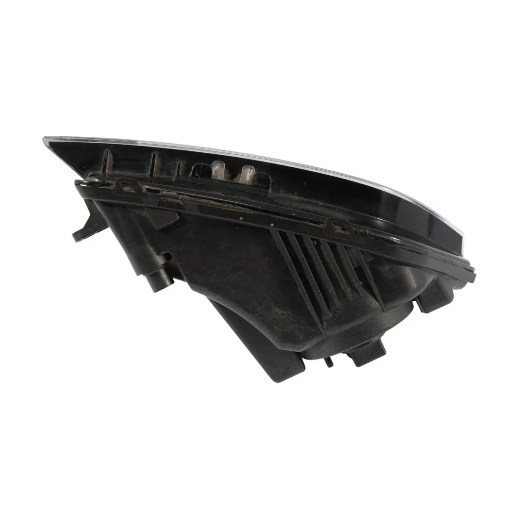 6J Lampa Przeciwmgielna Prawy Przód do Seat Ibiza o numerze 6J9941702A Seat Ibiza 6J Lampa Przeciwmgielna Prawy Przód - SKU 6J9941702A - Numer Części 6J9941702A