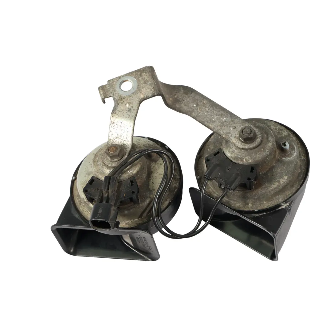 Mk4 Señales De Bocina Alarma Fanfarria Par Set X2 para Ford Mondeo con número de pieza 6M2T-13A803-AC Ford Mondeo Mk4 Señales De Bocina Alarma Fanfarria Par Set X2 - SKU 6M2T-13A803-AC - Número de pieza 6M2T-13A803-AC