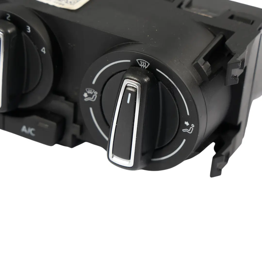 Mk4 6J 6P Heizungs Klimabedienteil Schalter für Seat Ibiza mit Teilenummer 6P0820045C Seat Ibiza Mk4 6J 6P Heizungs Klimabedienteil Schalter - SKU 6P0820045C - Teilenummer 6P0820045C