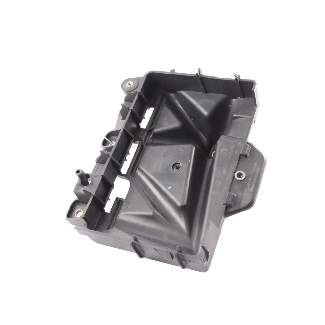 Volkswagen Polo Mk5 6R Uchwyt Mocowanie Podstawa Akumulatora - SKU 6Q0915331D - Numer Części 6Q0915331D