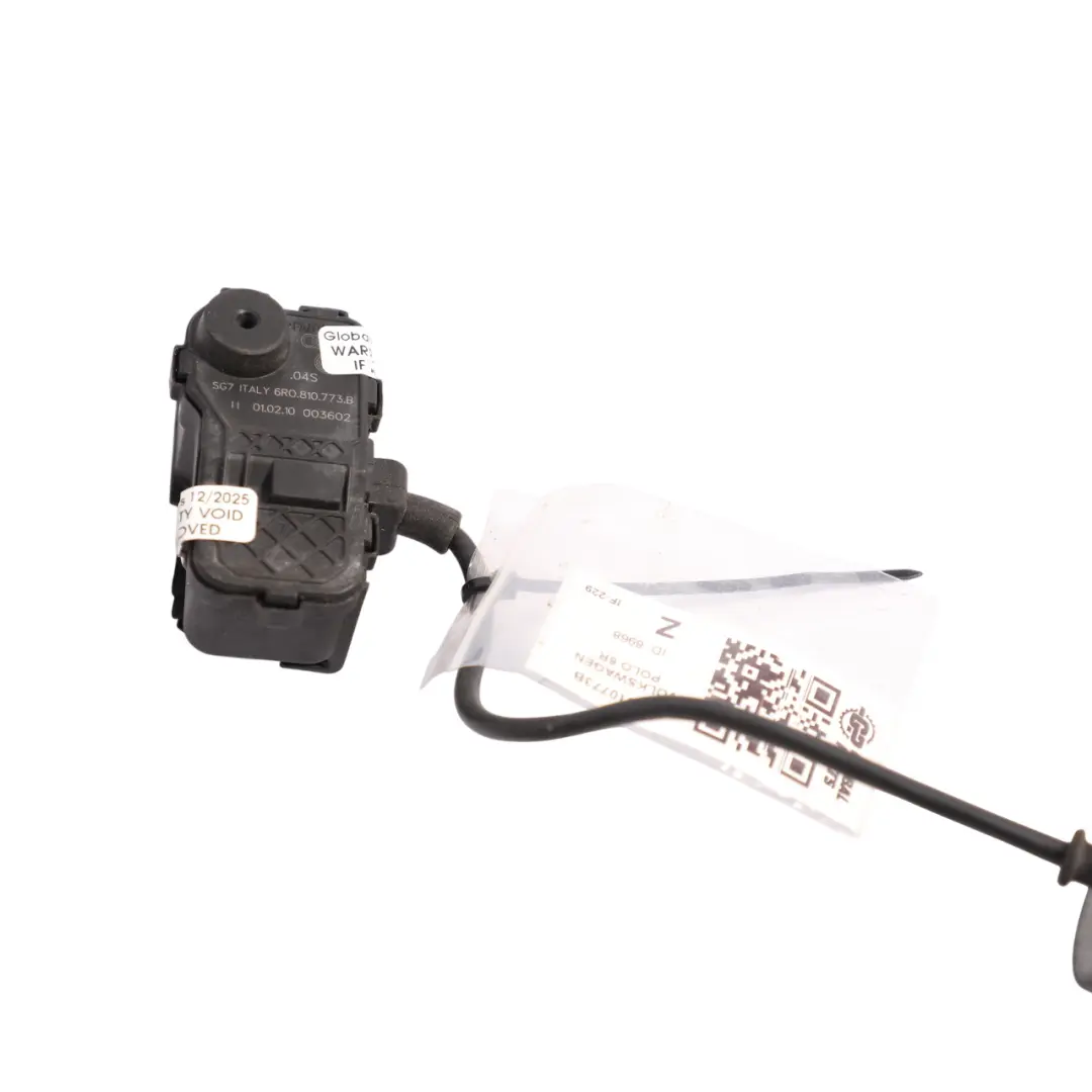 VW Volkswagen Polo 6R Fuel Tank Flap Actuator Solenoid Motor0 Unit - SKU 6R0810773B - Part number 6R0810773B