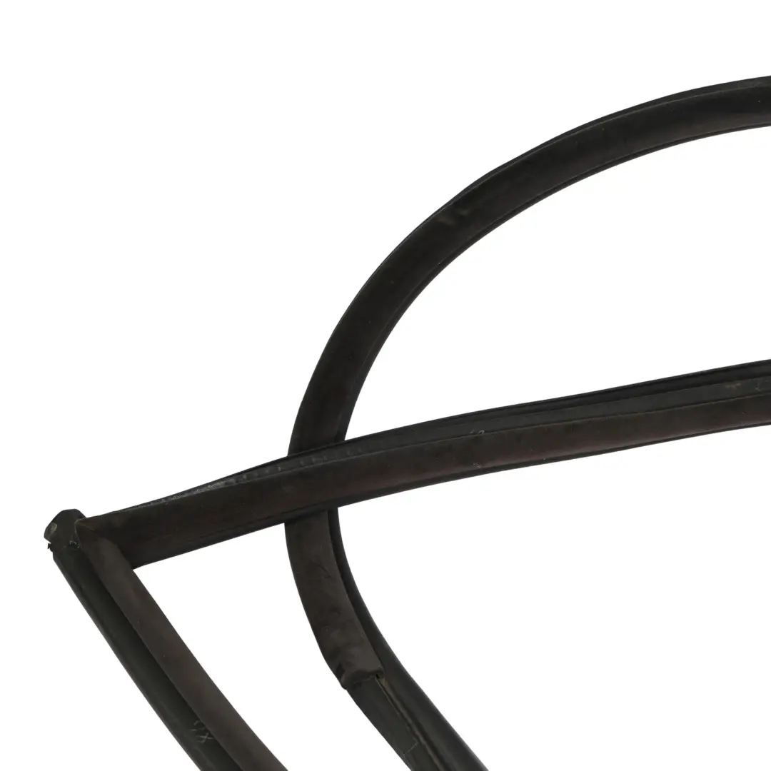 Front Door Entrace Seal Gasket Rubber Left N/S to BMW E46 M3 Coupe with Part number 7126137 BMW E46 M3 Coupe Front Door Entrace Seal Gasket Rubber Left N/S - SKU 7126137 - Part number 7126137