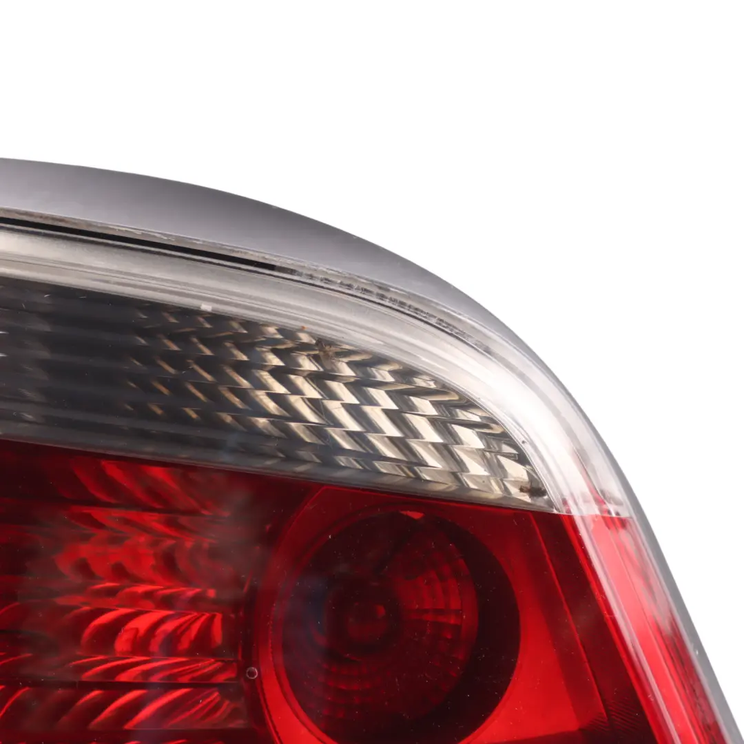 Rücklicht Rückleuchte links hintere Seitenwand getönt für BMW E60 mit Teilenummer 7165737 BMW E60 Rücklicht Rückleuchte links hintere Seitenwand getönt - SKU 7165737-2 - Teilenummer 7165737