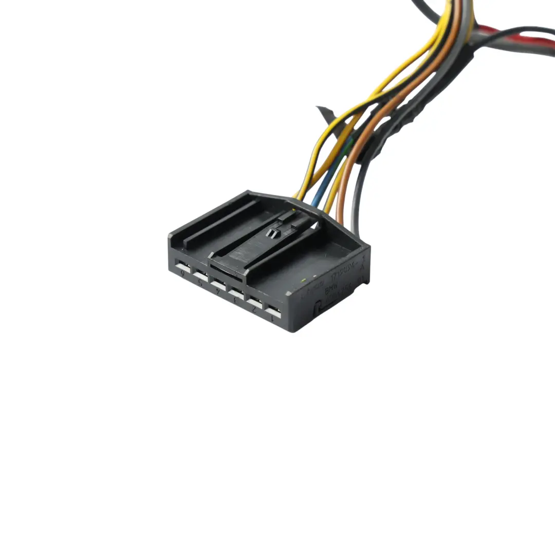 BMW X5 E70 Luz Trasera En El Panel Lateral Izquierdo Enchufe Cableado - SKU 7200817-3 - Número de pieza 7200817