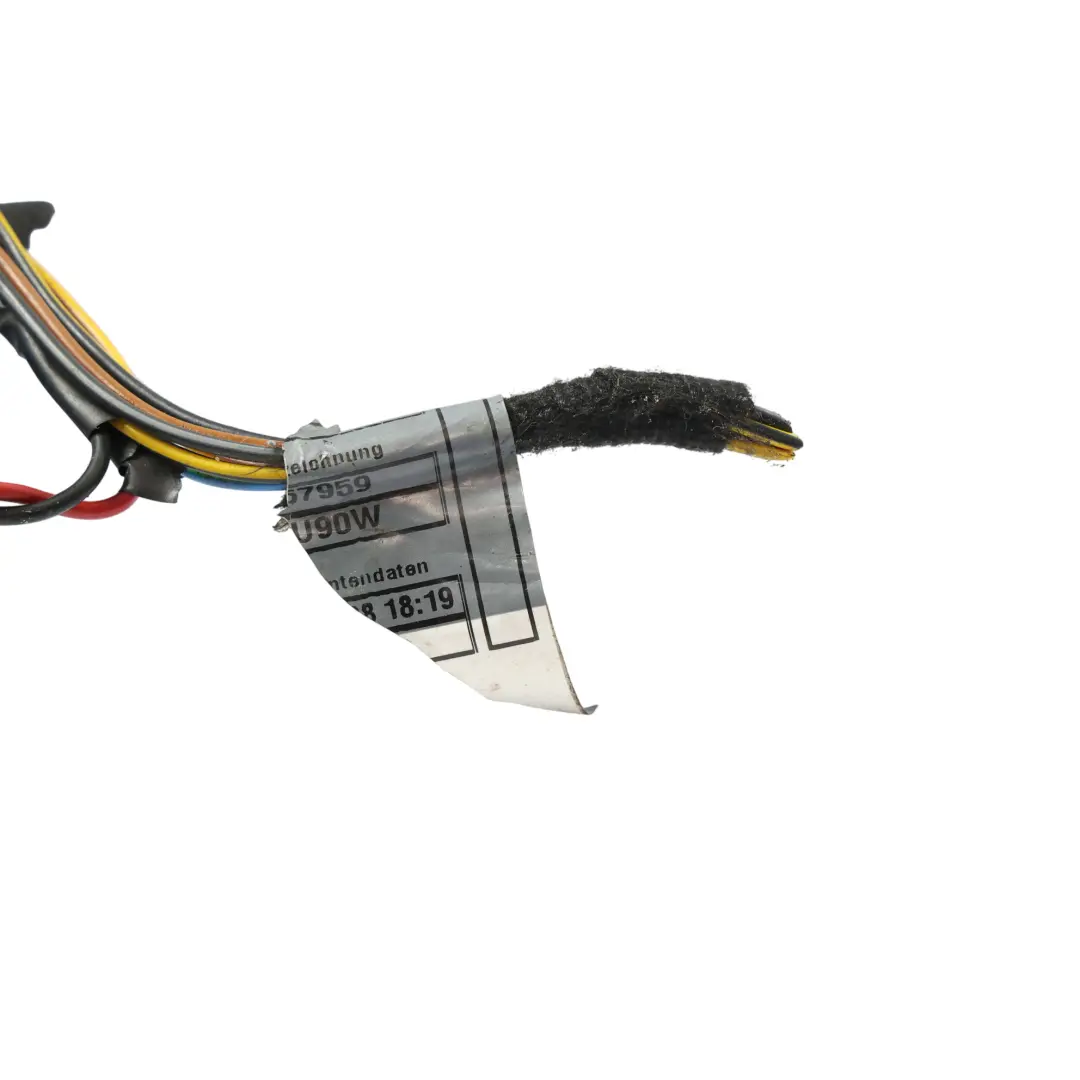 Wtyczka Kabel Gniazdko Lampy Bocznej Lewy Tył do BMW X5 E70 o numerze 7200817 BMW X5 E70 Wtyczka Kabel Gniazdko Lampy Bocznej Lewy Tył - SKU 7200817-3 - Numer Części 7200817