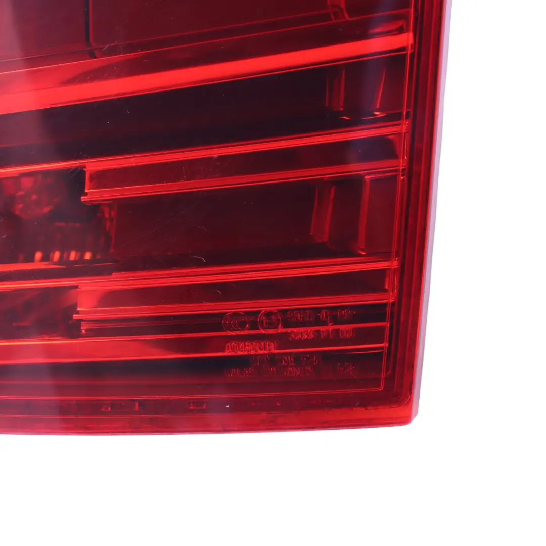Fanale Posteriore Nel Bagagliaio Portellone Destro per BMW X3 F25 con numero di parte 7217310 BMW X3 F25 Fanale Posteriore Nel Bagagliaio Portellone Destro - SKU 7217310-1 - Numero di parte 7217310