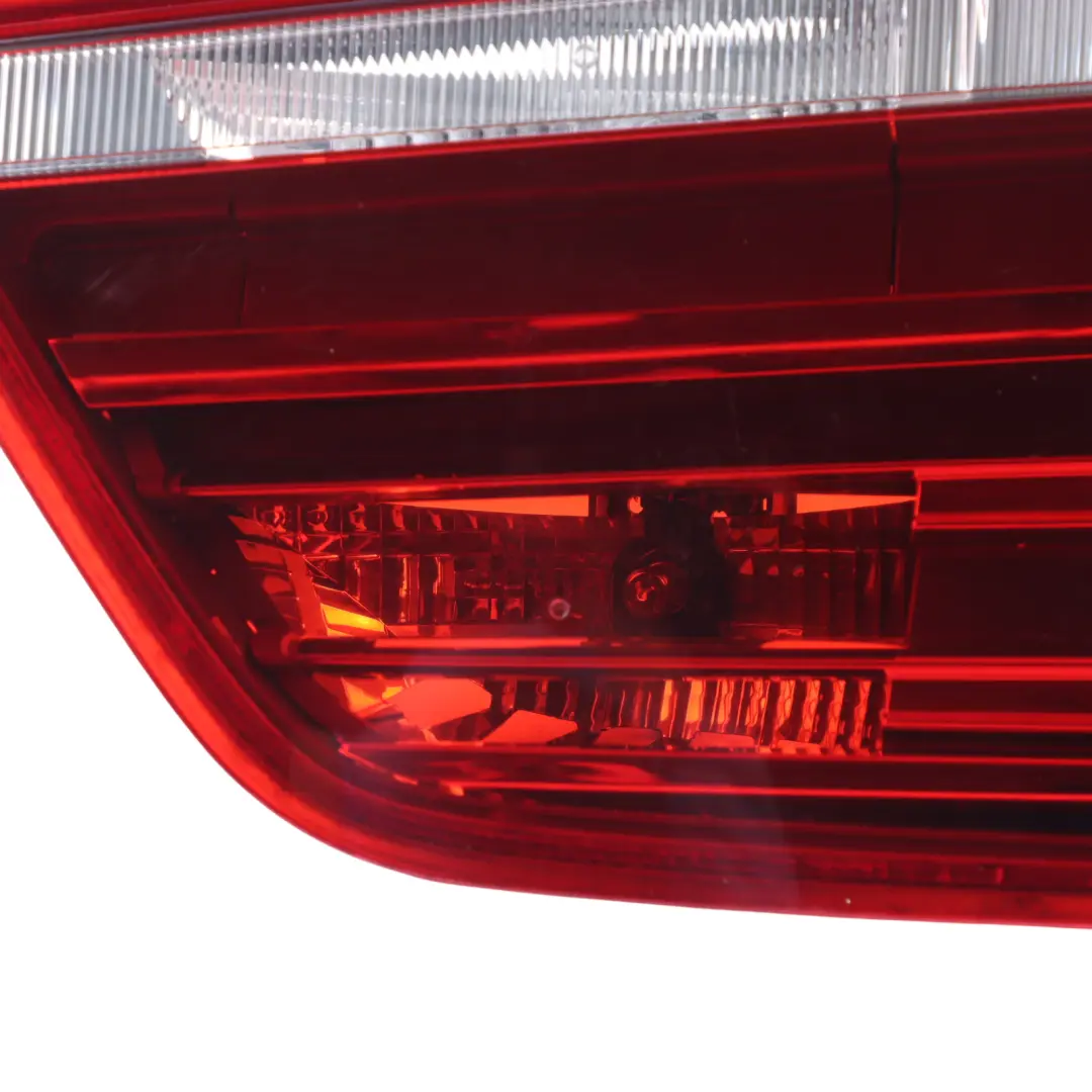 Fanale Posteriore Nel Bagagliaio Portellone Destro per BMW X3 F25 con numero di parte 7217310 BMW X3 F25 Fanale Posteriore Nel Bagagliaio Portellone Destro - SKU 7217310-1 - Numero di parte 7217310