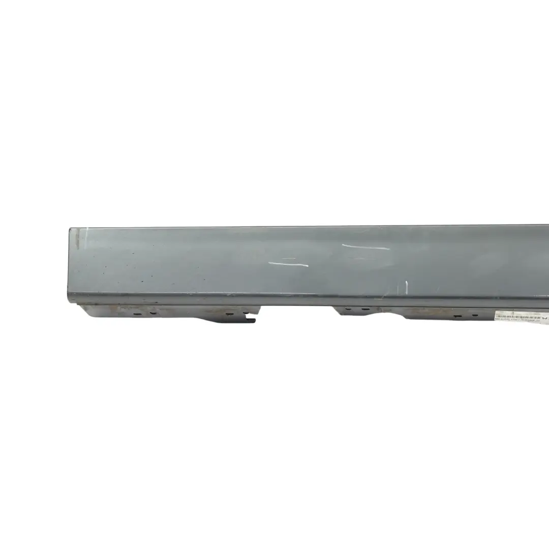Striscia Davanzale Gonna Laterale Sinistra Mineralgrau Grigio - B39 per BMW F20 con numero di parte 7293553 BMW F20 Striscia Davanzale Gonna Laterale Sinistra Mineralgrau Grigio - B39 - SKU 7293553-MG - Numero di parte 7293553