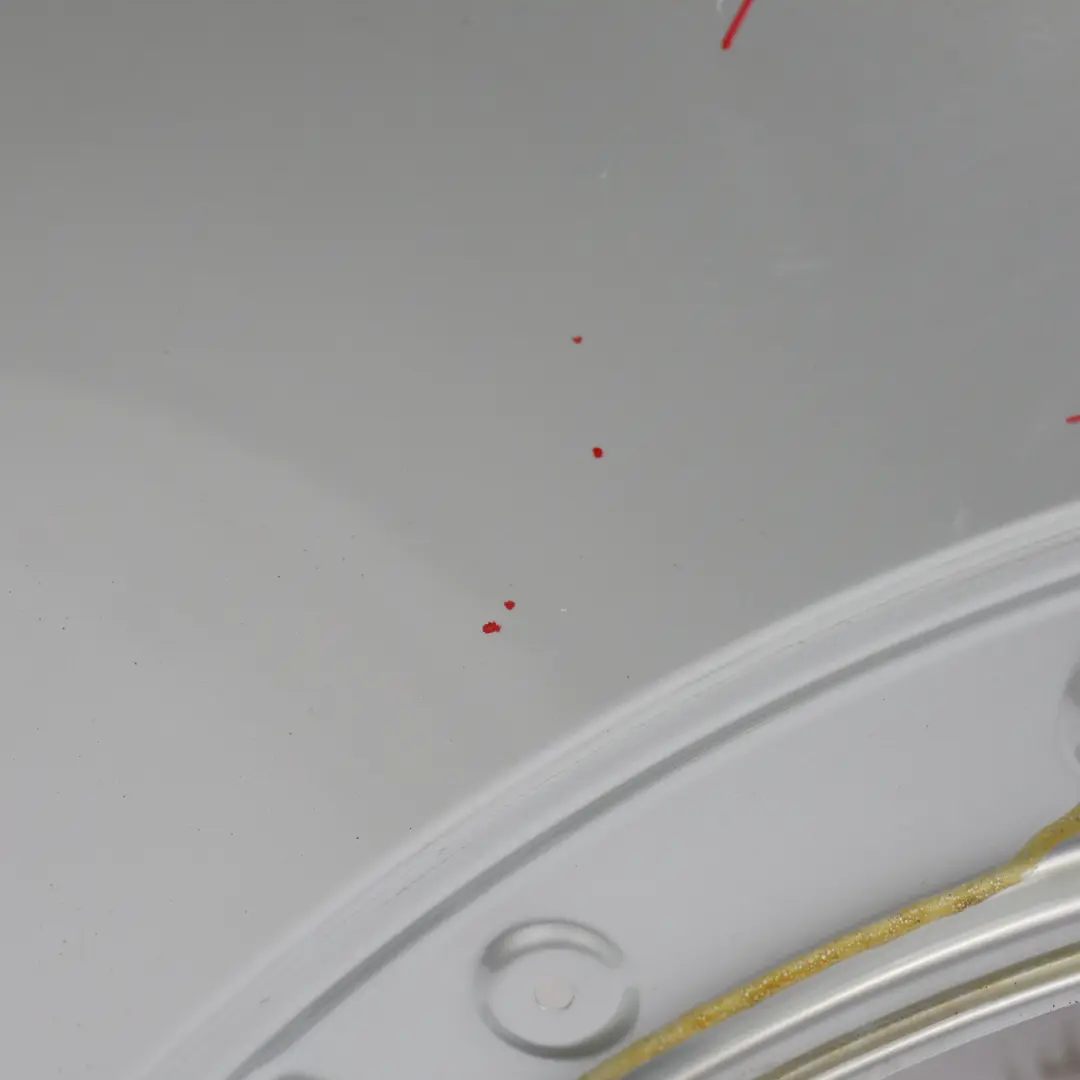 Pannello Laterale Anteriore Destro Rivestimento White Silver - A62 per Mini F55 F56 con numero di parte 7374522 Mini F55 F56 Pannello Laterale Anteriore Destro Rivestimento White Silver - A62 - SKU 7374522-WS - Numero di parte 7374522