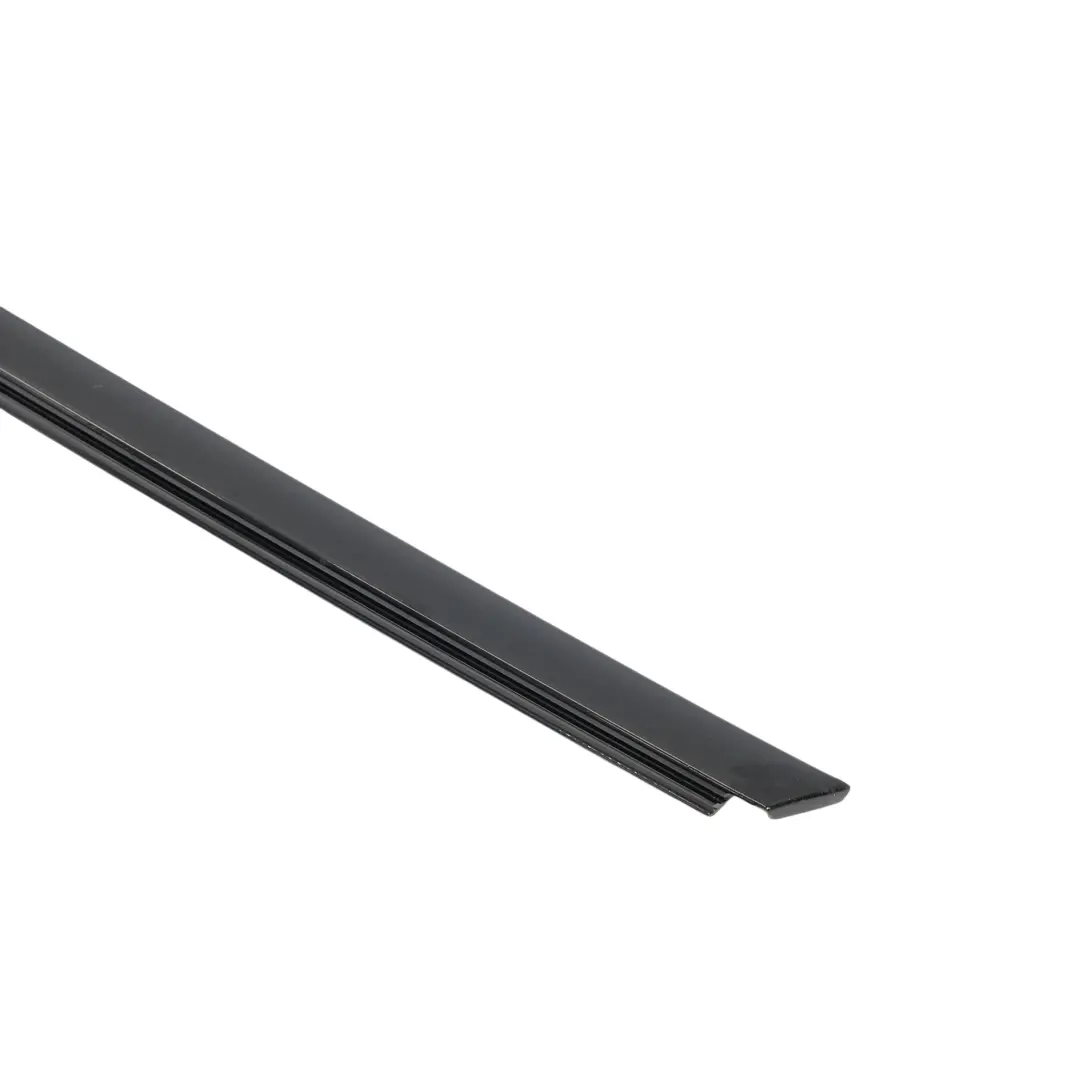 Tür Fenster Obere Zierleiste Hinten Rechts Schwarz Glänzend für BMW F45 mit Teilenummer 7375178 BMW F45 Tür Fenster Obere Zierleiste Hinten Rechts Schwarz Glänzend - SKU 7375178 - Teilenummer 7375178