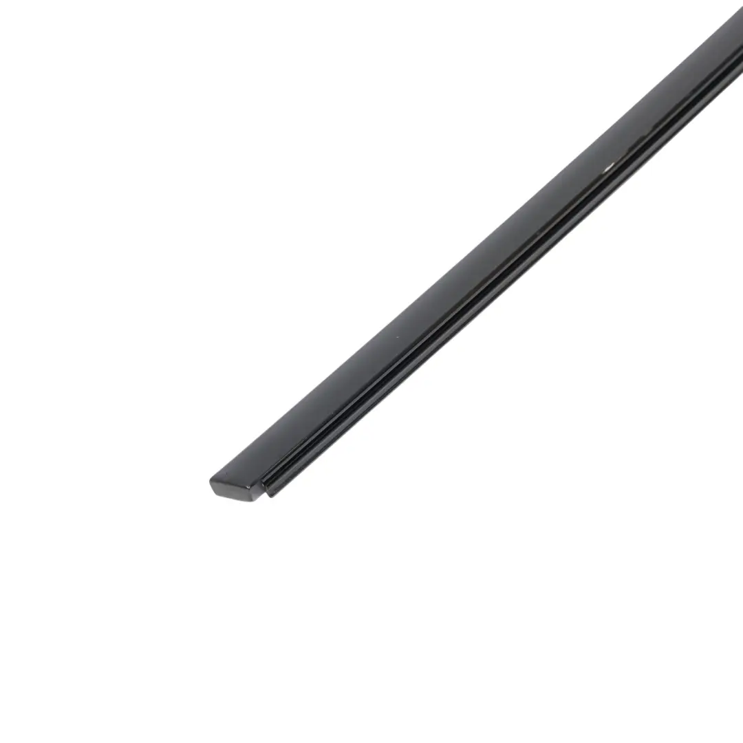 Ventana Puerta Superior Tira Ajuste Trasero Derecho Negro para BMW F45 con número de pieza 7375178 BMW F45 Ventana Puerta Superior Tira Ajuste Trasero Derecho Negro - SKU 7375178 - Número de pieza 7375178
