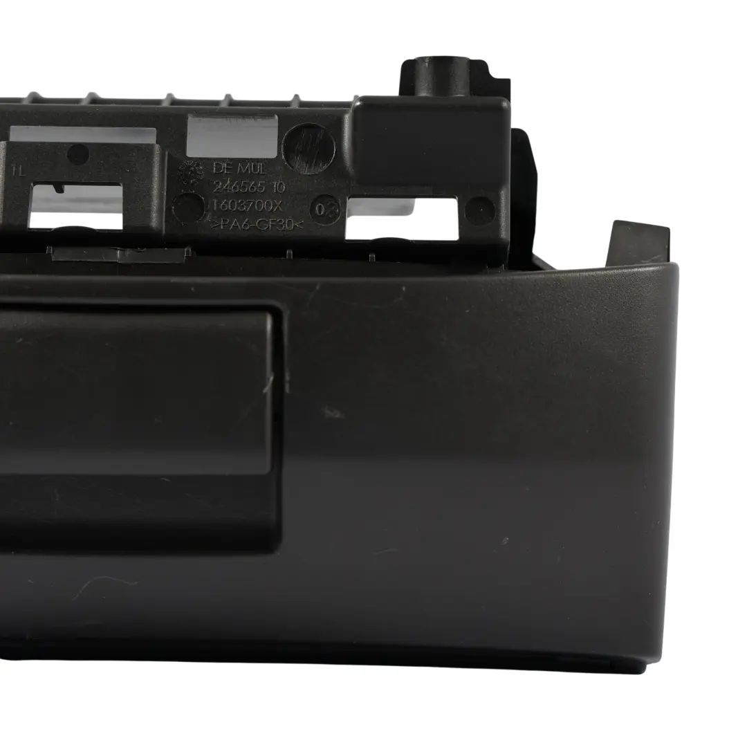 Schowek Fotela Siedzenia Przód Lewo do BMW F39 F45 F48 o numerze 7393683 BMW F39 F45 F48 Schowek Fotela Siedzenia Przód Lewo - SKU 7393683 - Numer Części 7393683