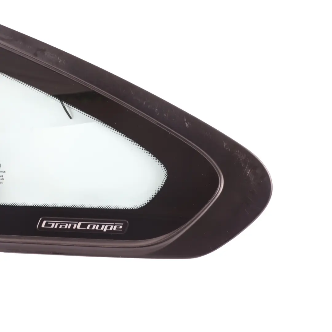 Vetro Finestrino Triangolare Posteriore Sinistro AS2 per BMW F36 con numero di parte 7412017 BMW F36 Vetro Finestrino Triangolare Posteriore Sinistro AS2 - SKU 7412017 - Numero di parte 7412017
