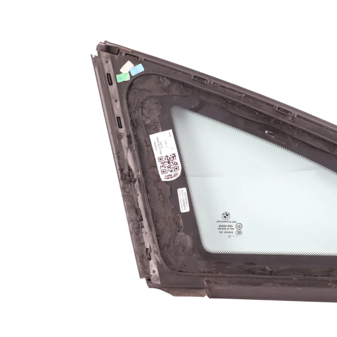 Cristal Ventana Triangular Lateral Trasera Derecha AS2 para BMW F36 con número de pieza 7412018 BMW F36 Cristal Ventana Triangular Lateral Trasera Derecha AS2 - SKU 7412018 - Número de pieza 7412018