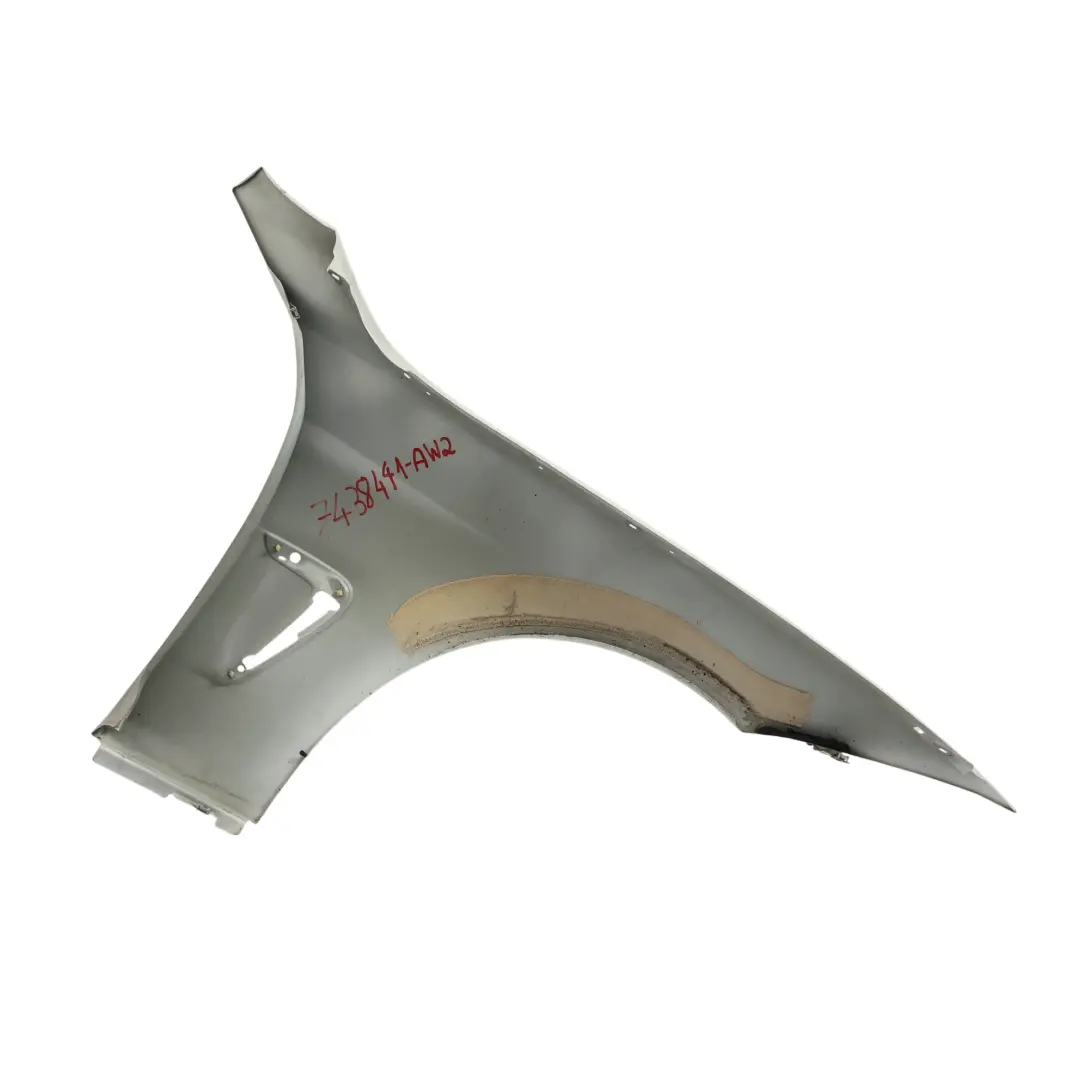 Lateral Guardabarros Delantero Izquierdo Alpinweiss 3 - 300 para BMW F32 F33 M Sport con número de pieza 7438441 BMW F32 F33 M Sport Lateral Guardabarros Delantero Izquierdo Alpinweiss 3 - 300 - SKU 7438441-AW2 - Número de pieza 7438441