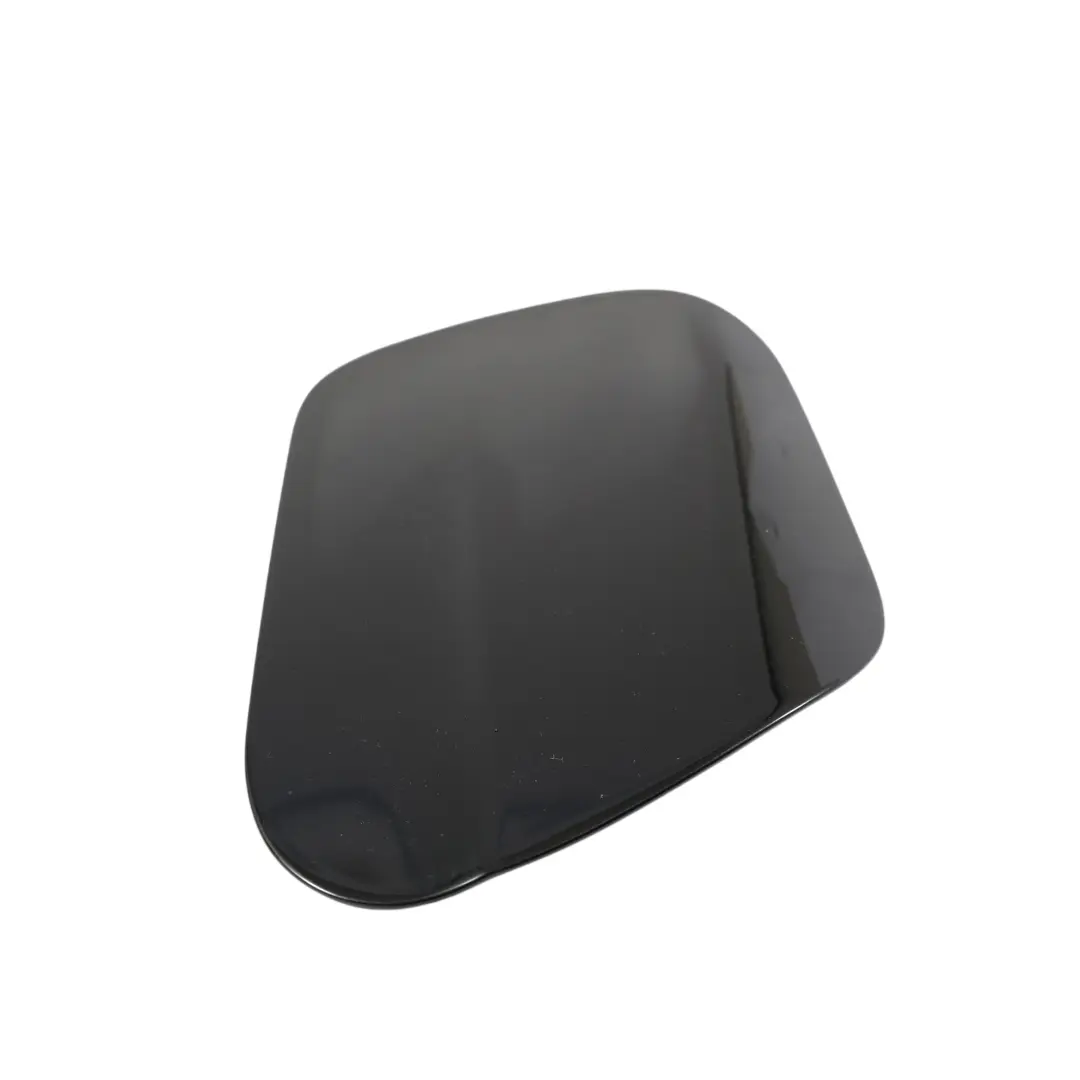 Tapa De Llenado De Combustible Para Color Negro 2 668 para BMW F40 con número de pieza 7454413 BMW F40 Tapa De Llenado De Combustible Para Color Negro 2 668 - SKU 7454413-SCH - Número de pieza 7454413