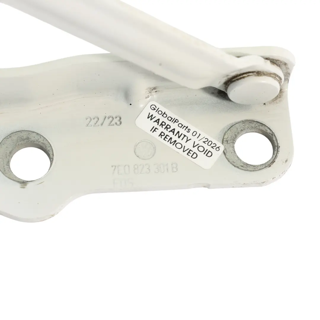 Zawias Maski Przód Lewy Biały do VW Transporter T6 o numerze 7E0823301B VW Transporter T6 Zawias Maski Przód Lewy Biały - SKU 7E0823301B-CAN - Numer Części 7E0823301B