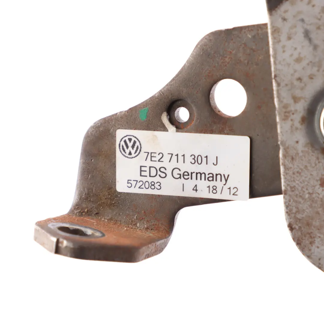 Handbrake Parking Brake Lever Handle Mechanism to VW Transporter T5 with Part number 7E2711301J VW Transporter T5 Handbrake Parking Brake Lever Handle Mechanism - SKU 7E2711301J - Part number 7E2711301J