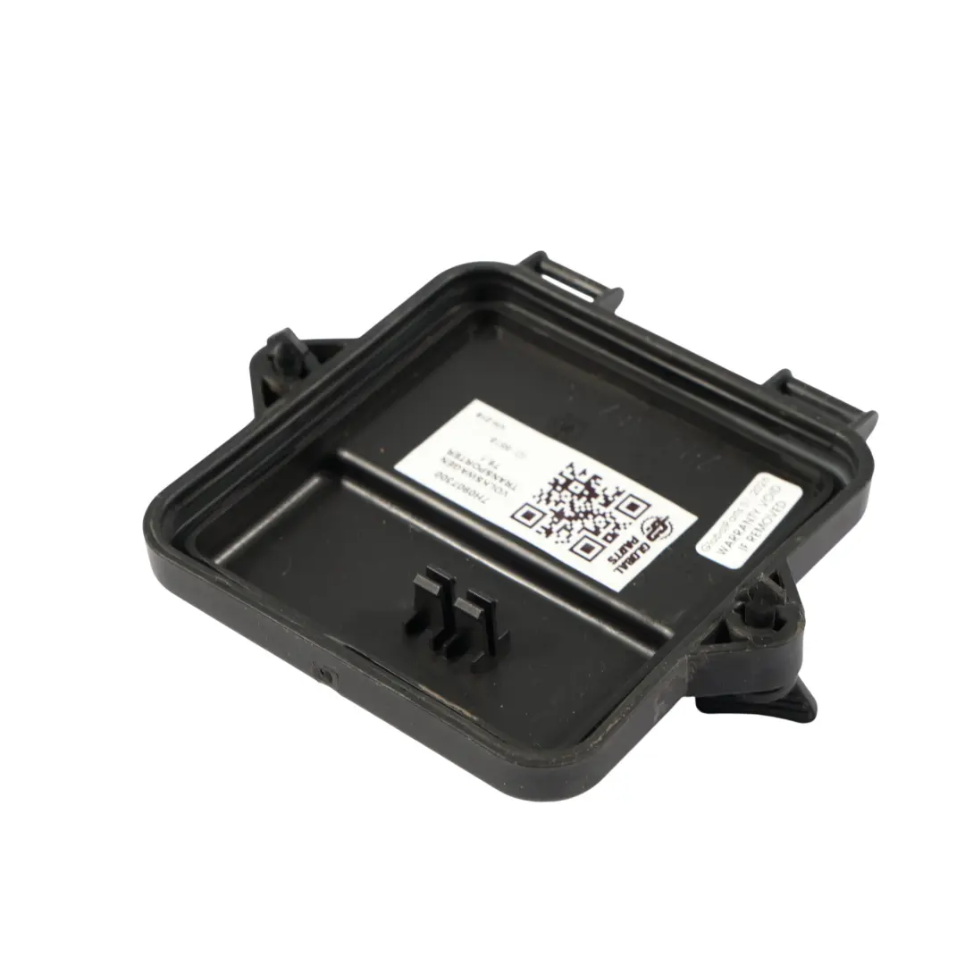 T6.1 Engine Bay Main Fuse Box Top Cover to Volkswagen Transporter with Part number 7H0907300 Volkswagen Transporter T6.1 Engine Bay Main Fuse Box Top Cover - SKU 7H0907300 - Part number 7H0907300