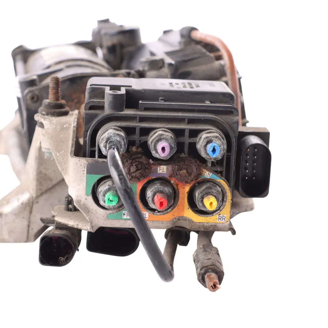 Supply Compressor Air Suspension Pump Unit to Porsche Cayenne 955 Air with Part number 7L0616006C Porsche Cayenne 955 Air Supply Compressor Air Suspension Pump Unit - SKU 7L0616006C - Part number 7L0616006C