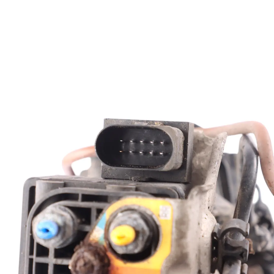 Supply Compressor Air Suspension Pump Unit to Porsche Cayenne 955 Air with Part number 7L0616006C Porsche Cayenne 955 Air Supply Compressor Air Suspension Pump Unit - SKU 7L0616006C - Part number 7L0616006C