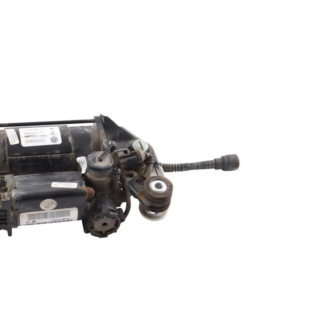 7L Air Suspension Compressor Pump to VW Volkswagen Touareg with Part number 7L0616006D VW Volkswagen Touareg 7L Air Suspension Compressor Pump - SKU 7L0616006D - Part number 7L0616006D