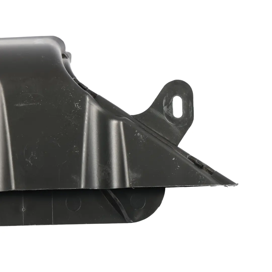 7L Wlot Powietrza Kanał Dolot Lewy Przedni do Audi Q7 4L VW Touareg o numerze 7L0819623A Audi Q7 4L VW Touareg 7L Wlot Powietrza Kanał Dolot Lewy Przedni - SKU 7L0819623A - Numer Części 7L0819623A