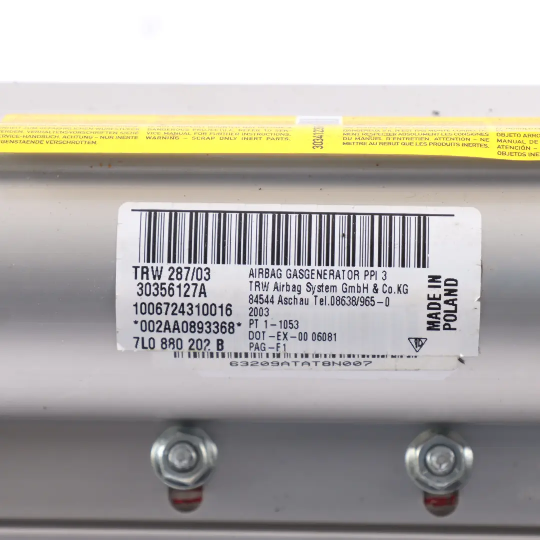 Dashboard Air Module Passenger Side Front to Porsche Cayenne 9PA with Part number 7L0880202B Porsche Cayenne 9PA Dashboard Air Module Passenger Side Front - SKU 7L0880202B - Part number 7L0880202B