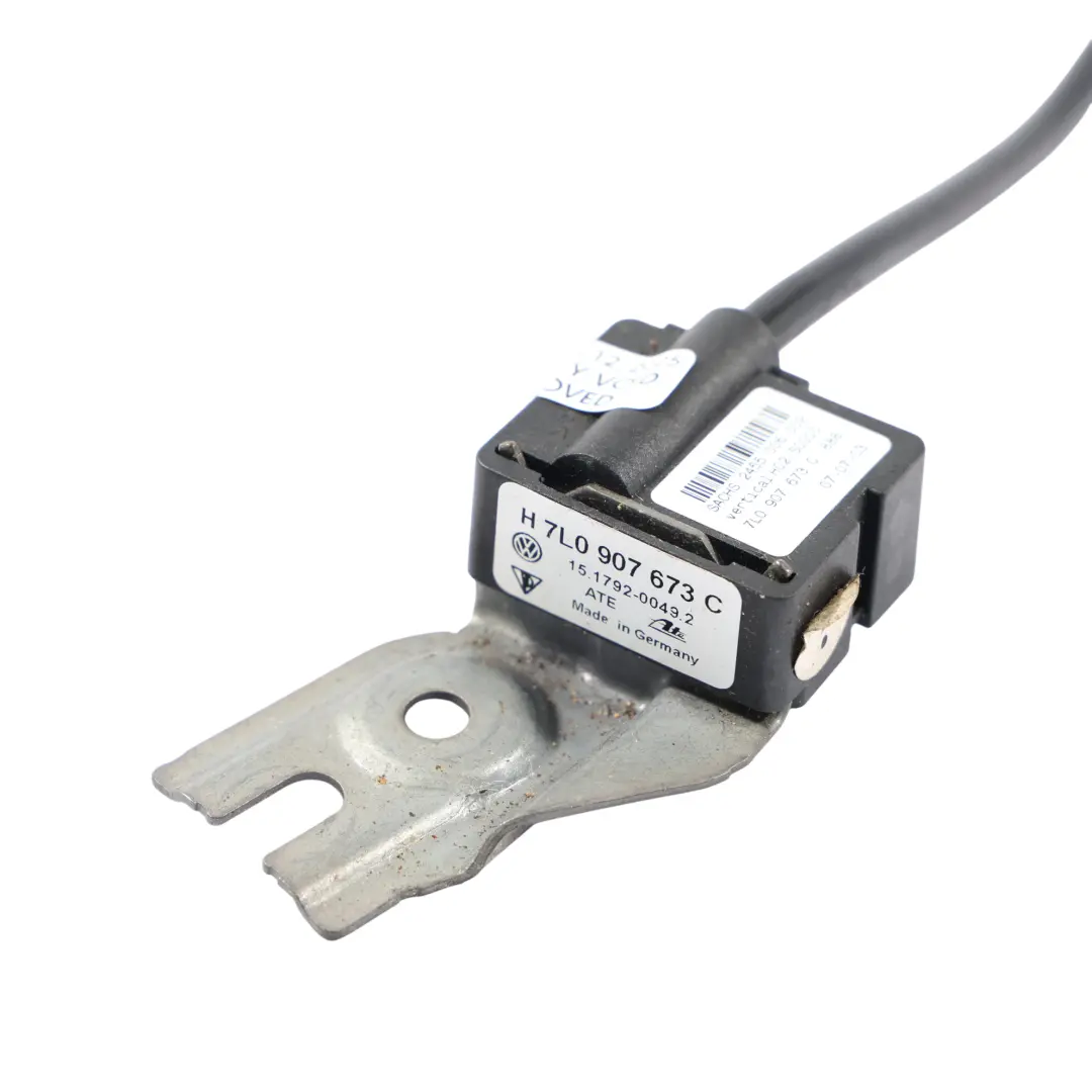 Acceleration Sensor ESP Module Control Unit to Porsche Cayenne 9PA Rear with Part number 7L0907673C Porsche Cayenne 9PA Rear Acceleration Sensor ESP Module Control Unit - SKU 7L0907673C - Part number 7L0907673C