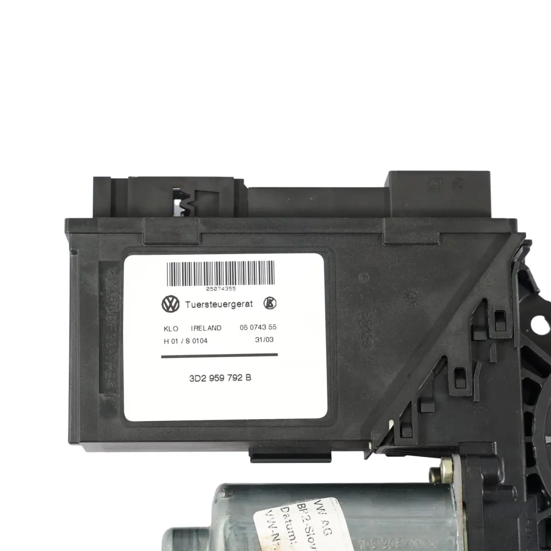 Porsche Cayenne 9PA Front Window Lifter Motor Regulator Driver Side - SKU RHD-7L0959702E - Part number 7L0959702E