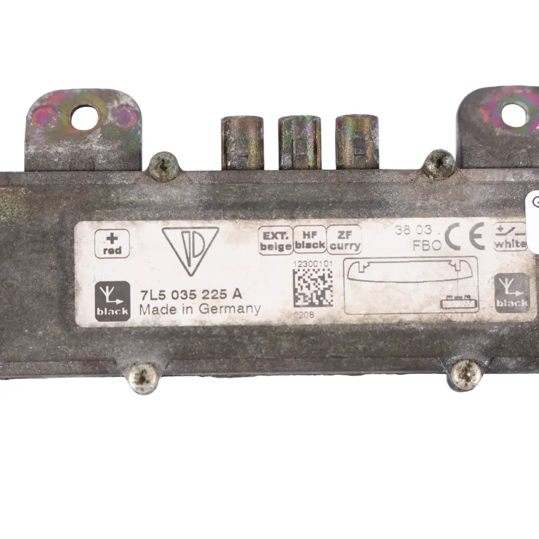 Radio Antena Amplificador Trasera Derecha para Porsche Cayenne 955 con número de pieza 7L5035225A Porsche Cayenne 955 Radio Antena Amplificador Trasera Derecha - SKU 7L5035225A - Número de pieza 7L5035225A