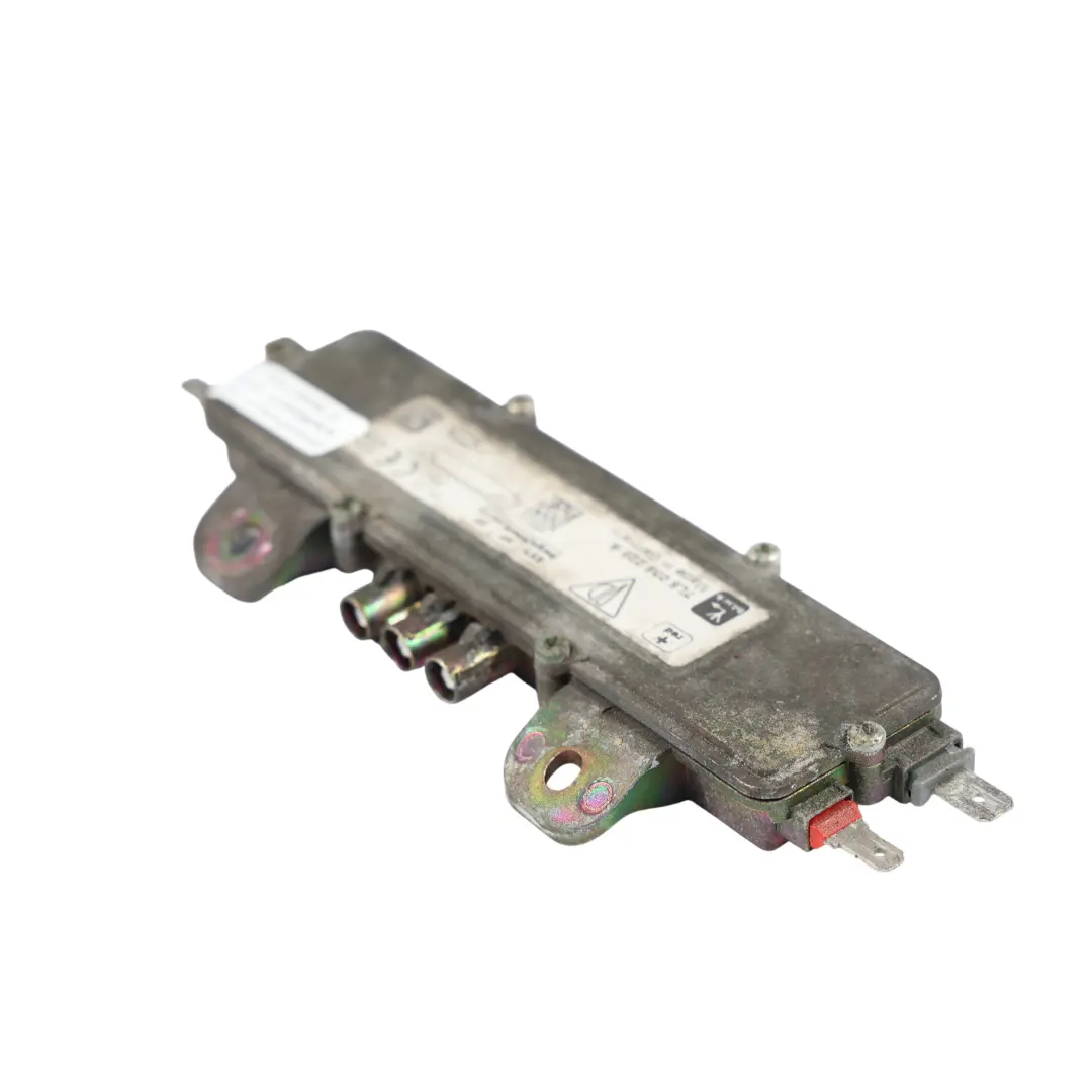 Radio Aerial Antenna Amplifier Rear Right O/S to Porsche Cayenne 955 with Part number 7L5035225A Porsche Cayenne 955 Radio Aerial Antenna Amplifier Rear Right O/S - SKU 7L5035225A - Part number 7L5035225A