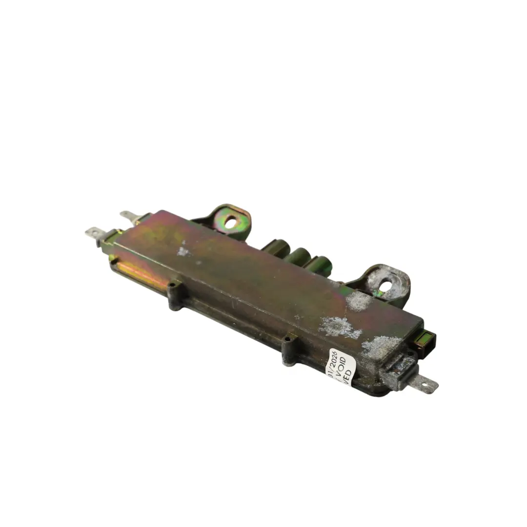 Porsche Cayenne 9PA Amplificateur D'Antenne Radio Arrière Gauche - SKU 7L5035225B - Numéro de pièce 7L5035225B