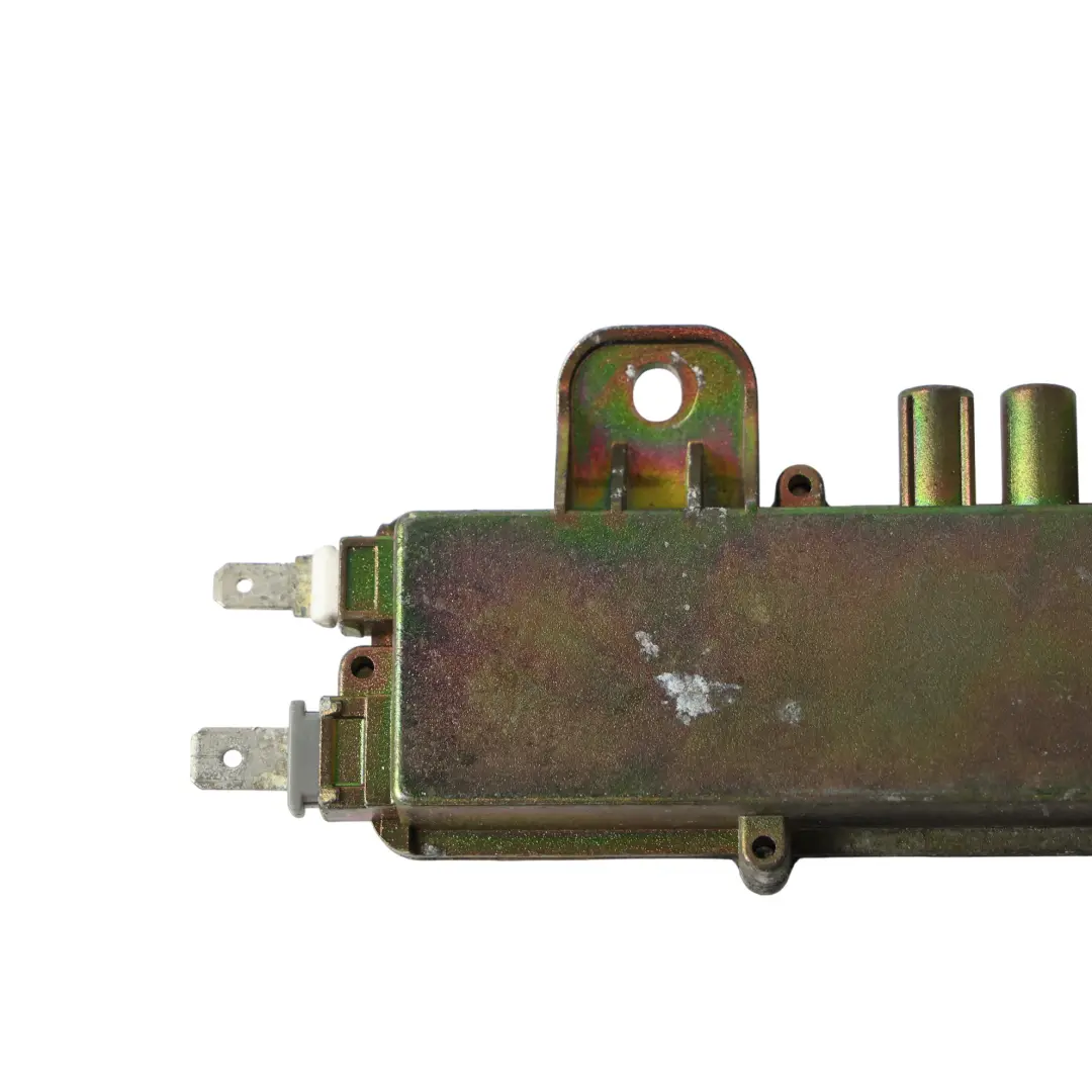 Porsche Cayenne 9PA Radio Antenne Antenne Verstärker Hinten Links - SKU 7L5035225B - Teilenummer 7L5035225B