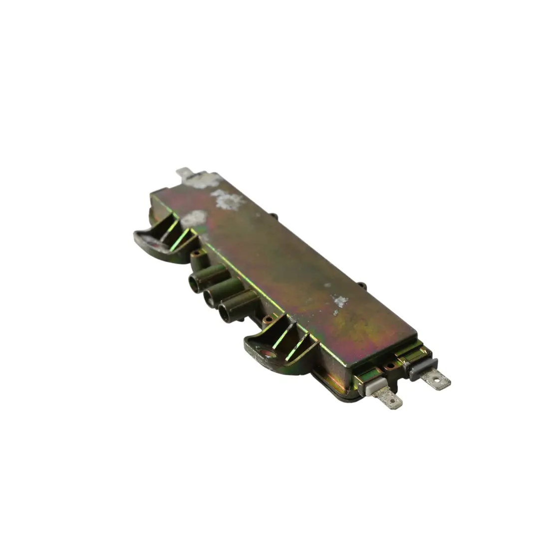 Porsche Cayenne 9PA Amplificateur D'Antenne Radio Arrière Gauche - SKU 7L5035225B - Numéro de pièce 7L5035225B