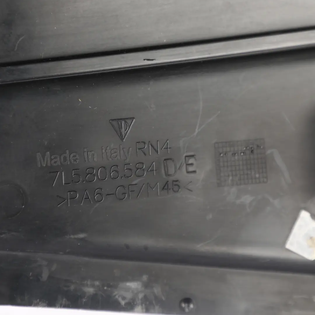 Verkleidung Abdeckung Rechts für Porsche Cayenne 955 9PA Motor Raum mit Teilenummer 7L5806584D Porsche Cayenne 955 9PA Motor Raum Verkleidung Abdeckung Rechts - SKU 7L5806584D - Teilenummer 7L5806584D