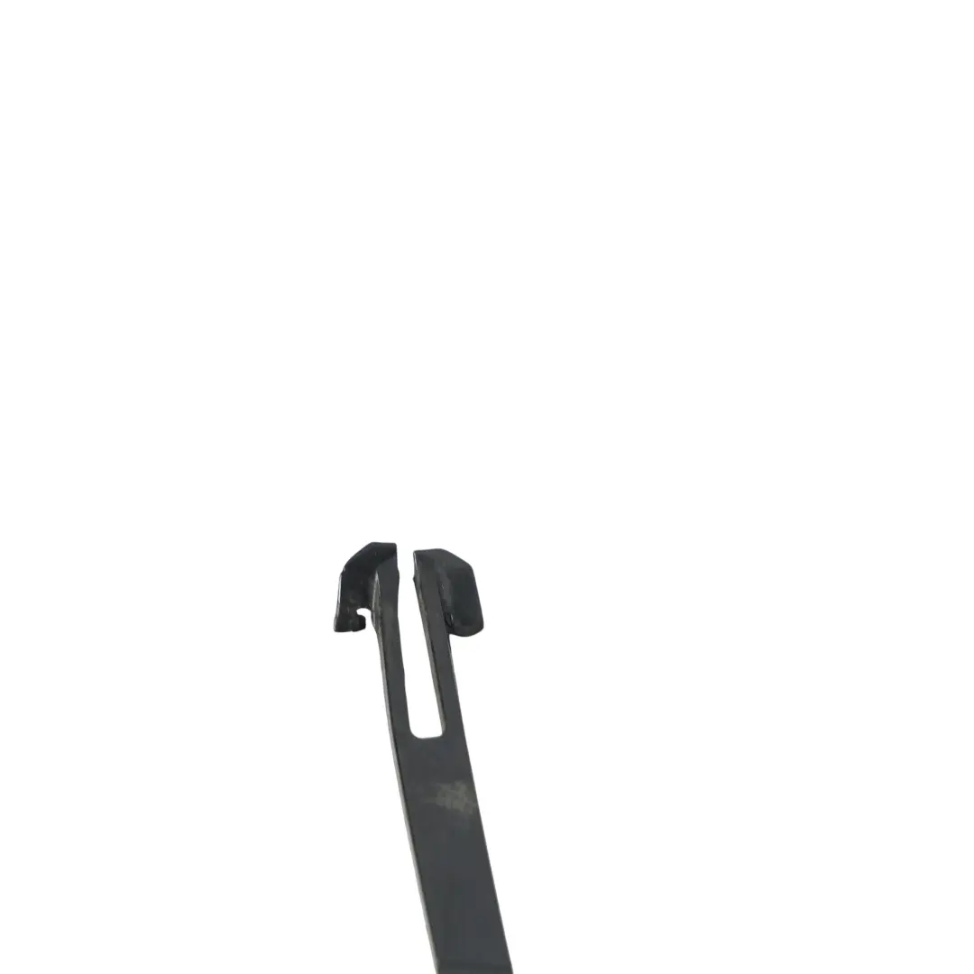 Occhio Traino Paraurti Anteriore Sinistro Basalt Black C9Z per Porsche Cayenne 9PA con numero di parte 7L5807155G Porsche Cayenne 9PA Occhio Traino Paraurti Anteriore Sinistro Basalt Black C9Z - SKU 7L5807155G-BAB - Numero di parte 7L5807155G