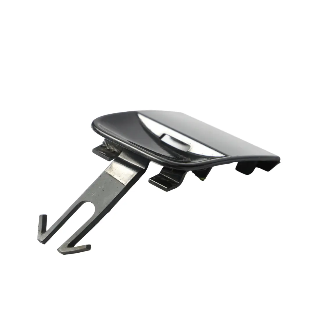 Occhio Traino Paraurti Posteriore Sinistro Basalt Black C9Z per Porsche Cayenne 9PA con numero di parte 7L5807449F Porsche Cayenne 9PA Occhio Traino Paraurti Posteriore Sinistro Basalt Black C9Z - SKU 7L5807449F-BAB - Numero di parte 7L5807449F