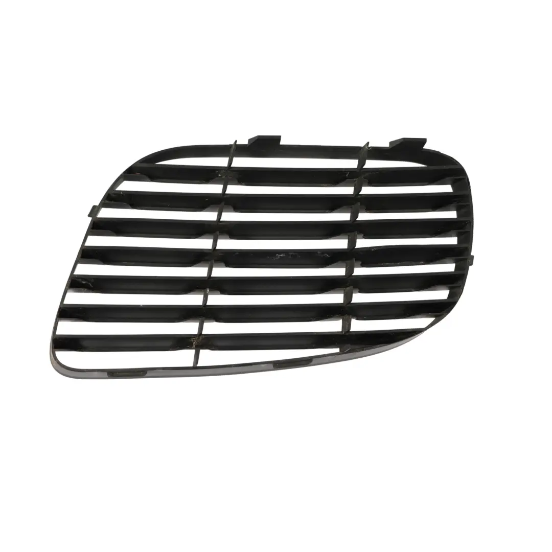 Porsche Cayenne Turbo 9PA Grille Pare Chocs Avant Inférieure Droite - SKU 7L5807682A - Numéro de pièce 7L5807682A