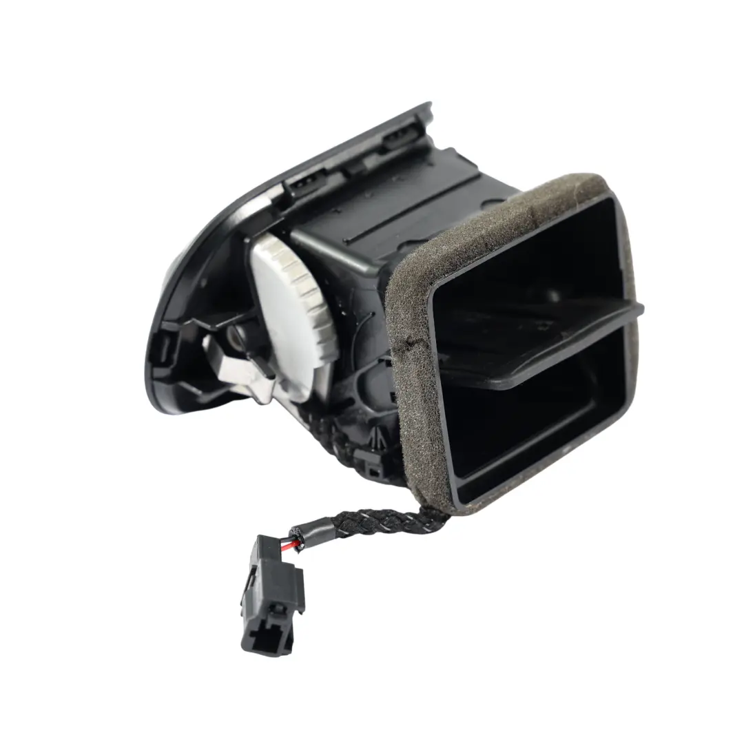 Rejilla Ventilación Salpicadero Boquilla Derecha para Porsche Cayenne 955 con número de pieza 7L5819704A Porsche Cayenne 955 Rejilla Ventilación Salpicadero Boquilla Derecha - SKU 7L5819704A - Número de pieza 7L5819704A