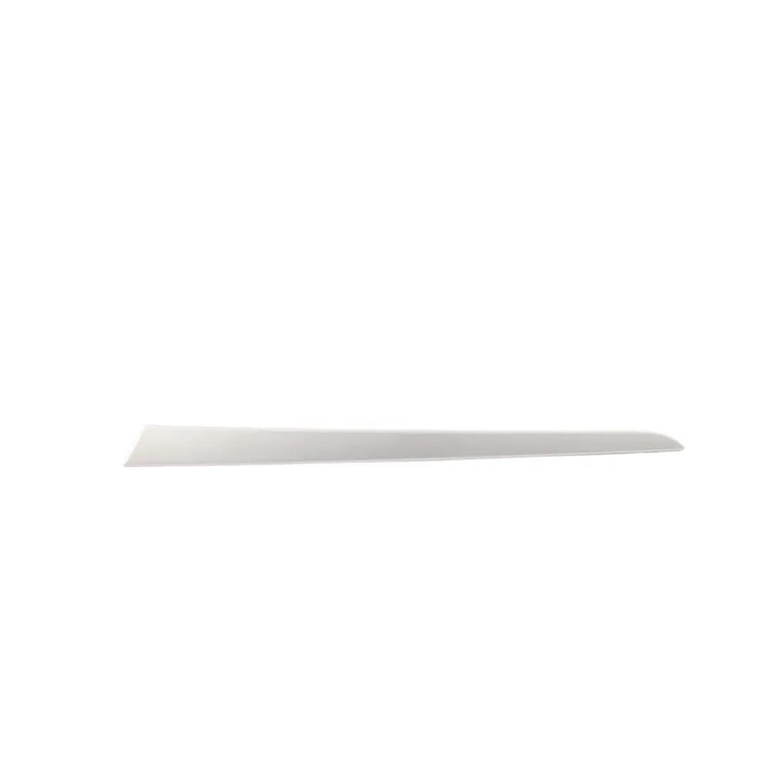 Garniture Baguette Porte Aluminium Avant Gauche pour Porsche Cayenne 9PA à propos du numéro de pièce 7L5867085A Porsche Cayenne 9PA Garniture Baguette Porte Aluminium Avant Gauche - SKU 7L5867085A - Numéro de pièce 7L5867085A