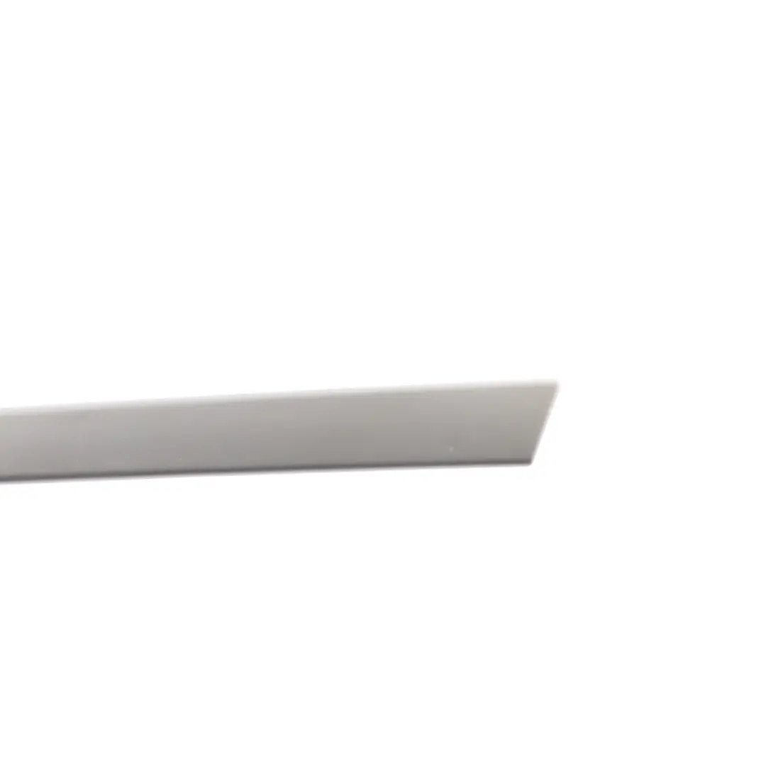 Moldura Puerta Aluminio Izquierda para Porsche Cayenne 9PA con número de pieza 7L5867085A Porsche Cayenne 9PA Moldura Puerta Aluminio Izquierda - SKU 7L5867085A - Número de pieza 7L5867085A