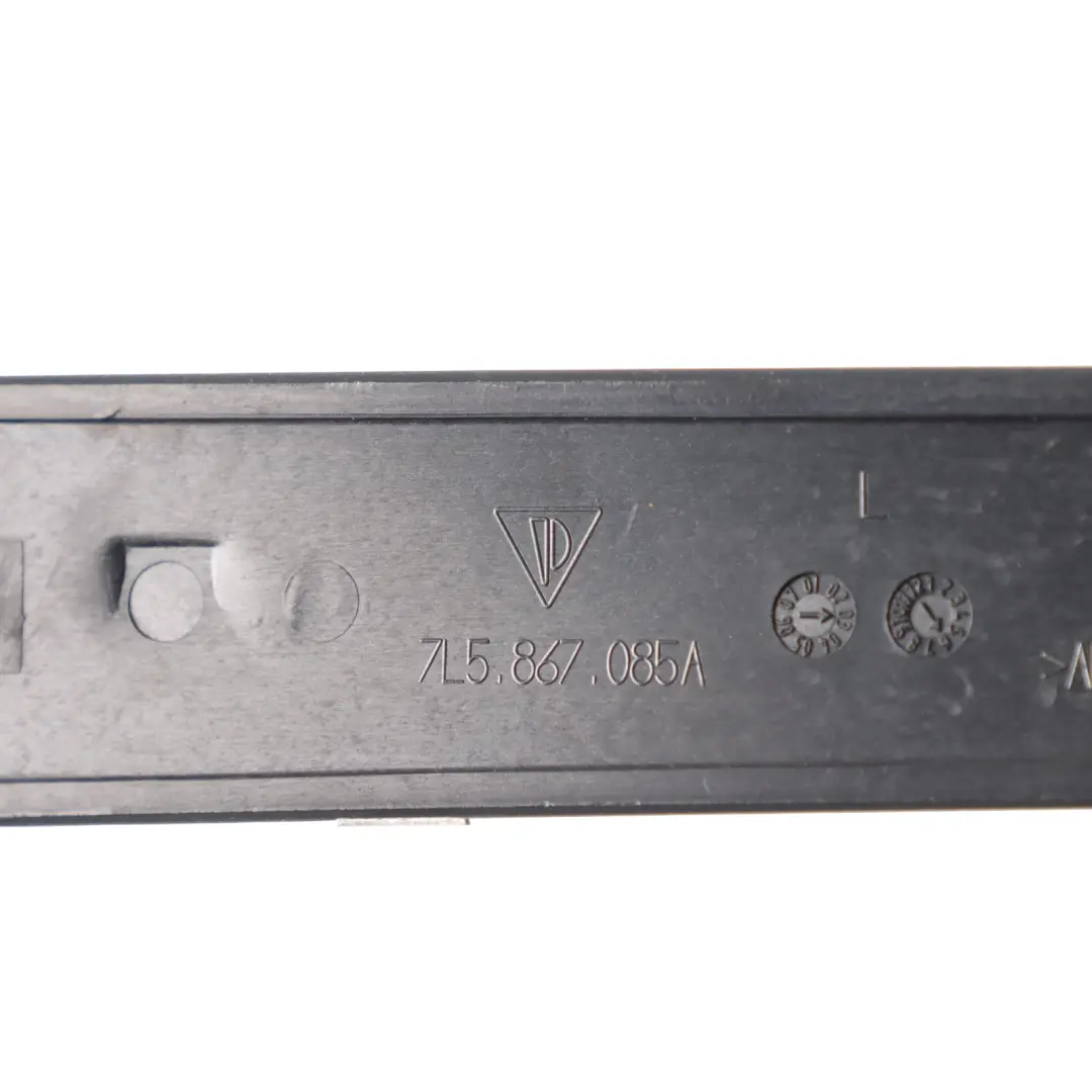 Porsche Cayenne 9PA Moldura Puerta Aluminio Izquierda - SKU 7L5867085A - Número de pieza 7L5867085A