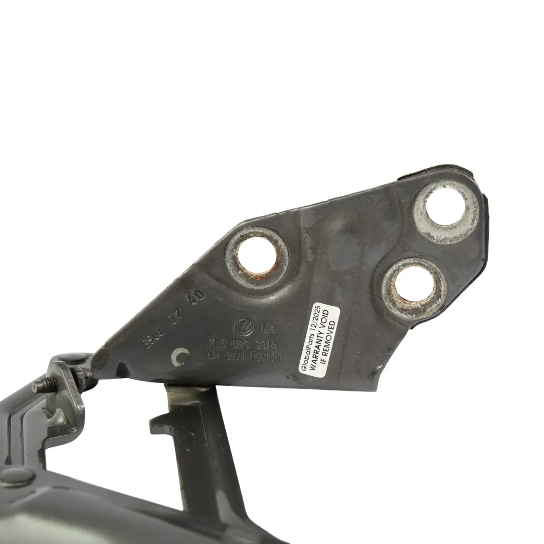 7L Bisagra Capó Delantera Izquierda Gris - R7P para Volkswagen Touareg con número de pieza 7L6823301A Volkswagen Touareg 7L Bisagra Capó Delantera Izquierda Gris - R7P - SKU 7L6823301A-ATG - Número de pieza 7L6823301A