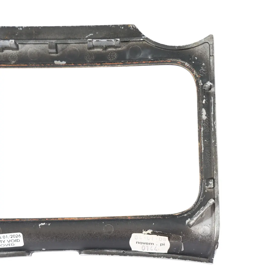 Volkswagen Touareg 7L Decoración Embellecedor Consola Central Negro - SKU 7L6864378E-1 - Número de pieza 7L6864378E