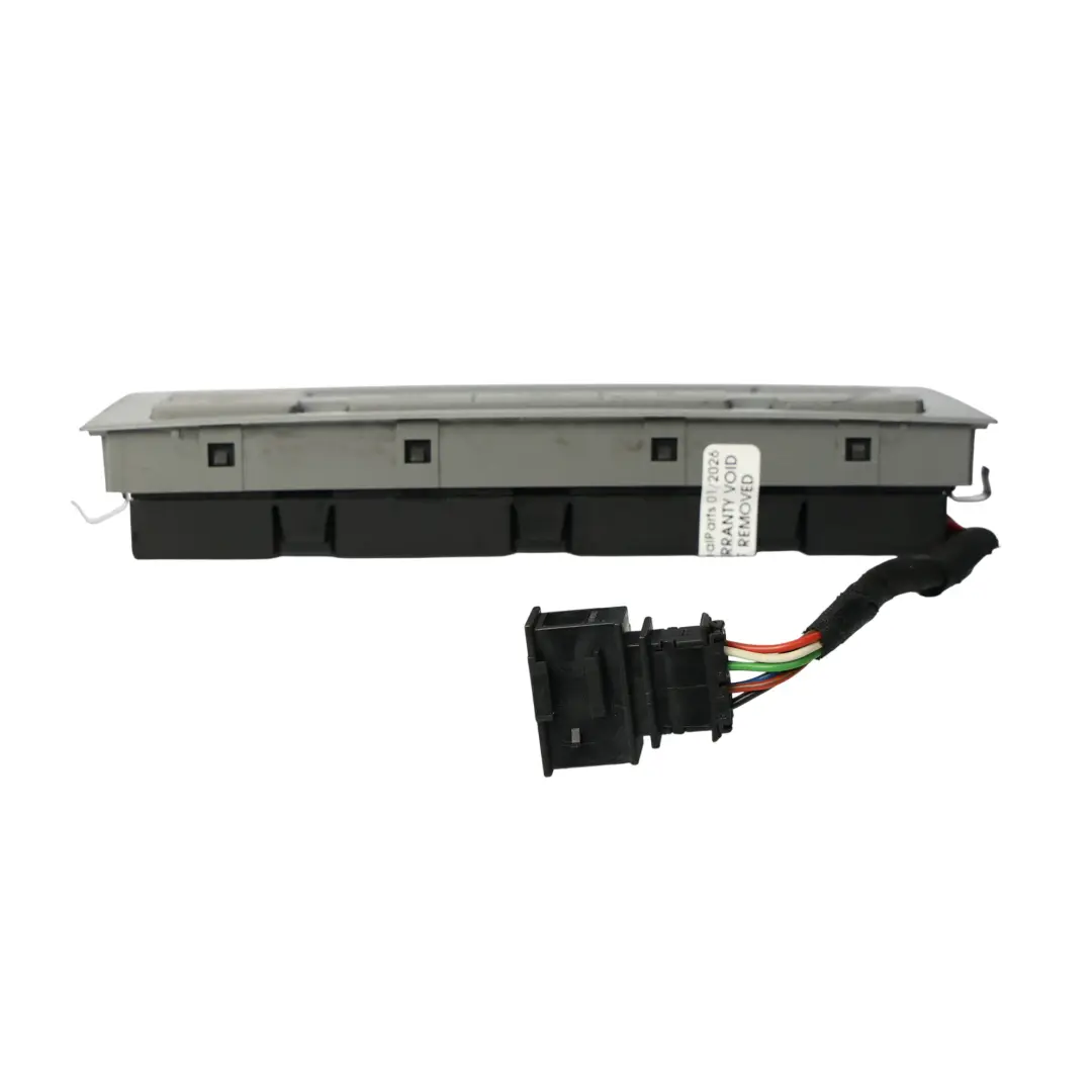 VW Touareg 7L Przełącznik Podsufitki Panel Oświetlenia Kabiny - SKU 7L6868349M - Numer Części 7L6868349M