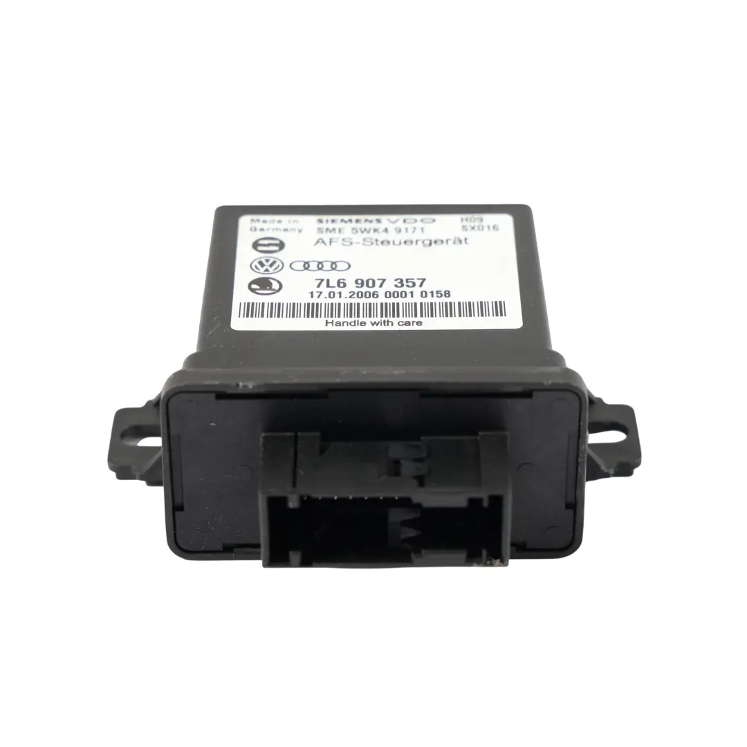 VW Touareg 7L Módulo De Control De Faros Adaptativos - SKU 7L6907357 - Número de pieza 7L6907357
